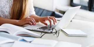 Cuánto gana un Administrativo en España