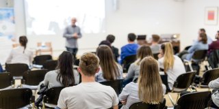Alumnos de grados superiores en Málaga en la jornada de presentación