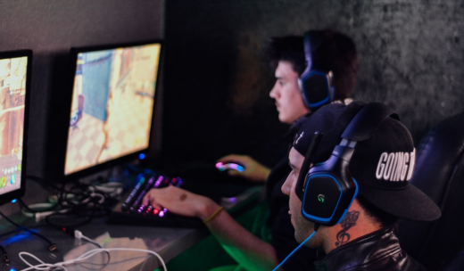 Equipo de gamers en una competición de deportes colectivos