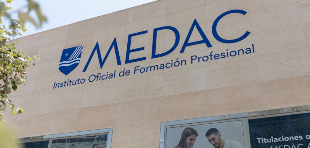 Exterior de centro MEDAC FP Almería