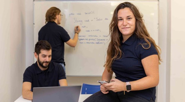 estudiantes de FP DAM en Murcia